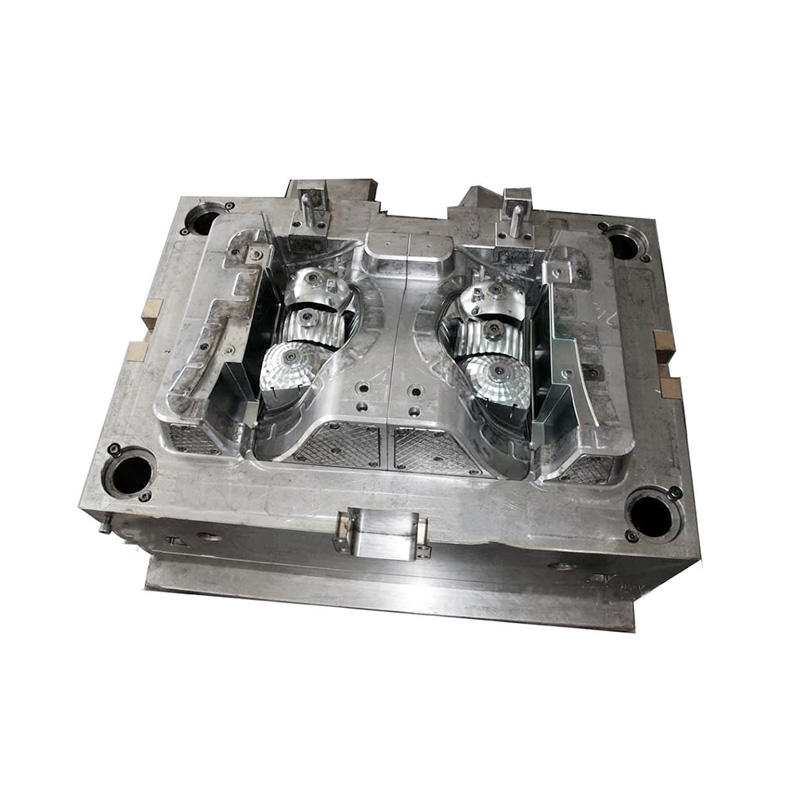 Auto Lamp Cover Car Lampshade Plastic Injection Mould